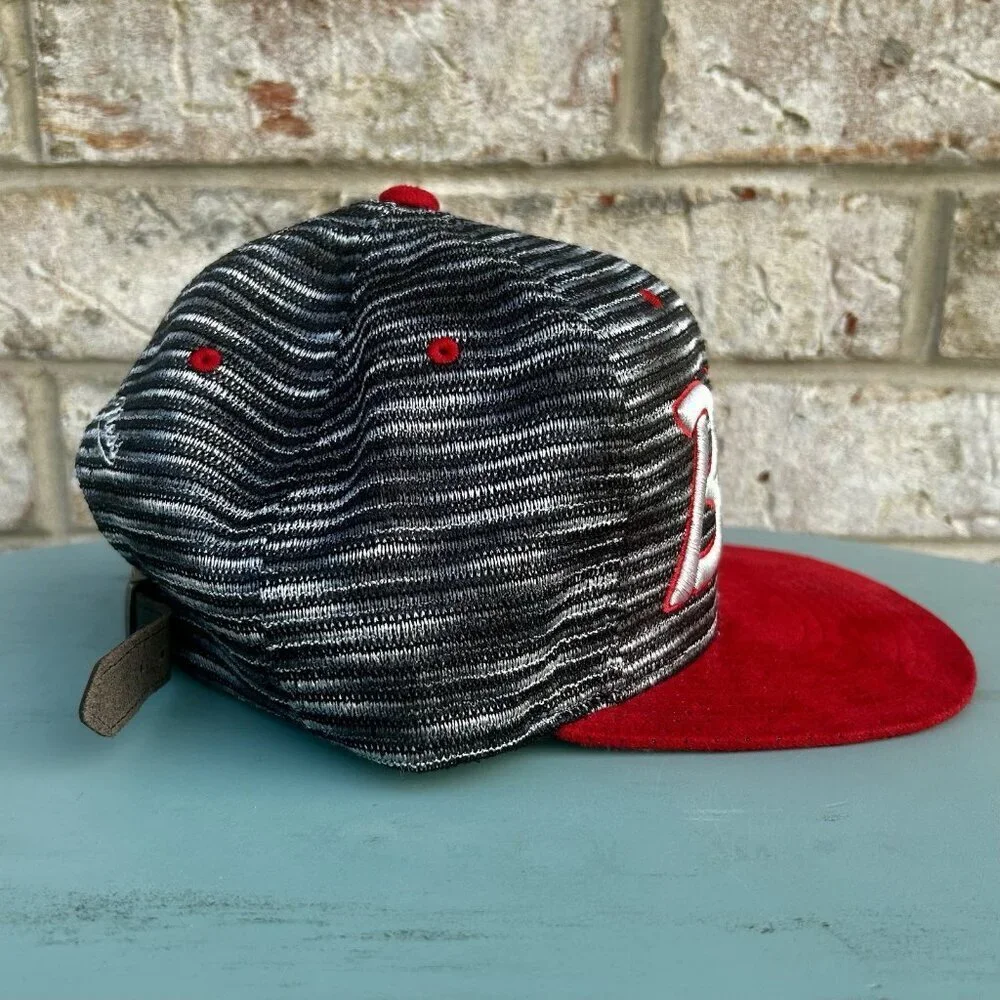 Chicago Bulls Basketball Mitchell & Ness Flat Brim Hat